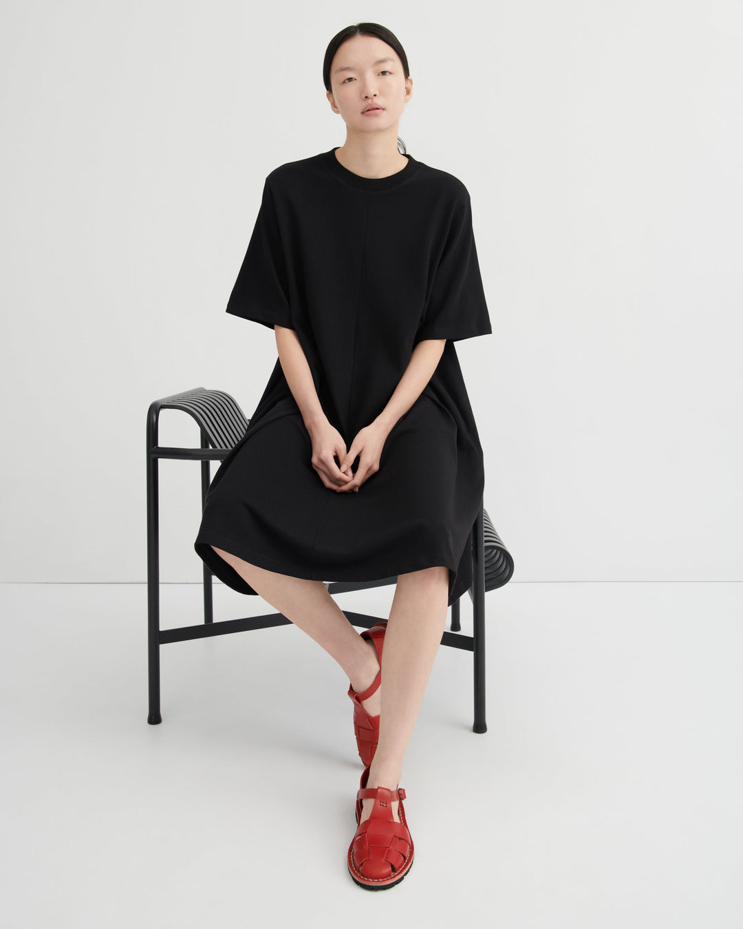 Silhouette Short-Sleeve Cotton Dress – Black