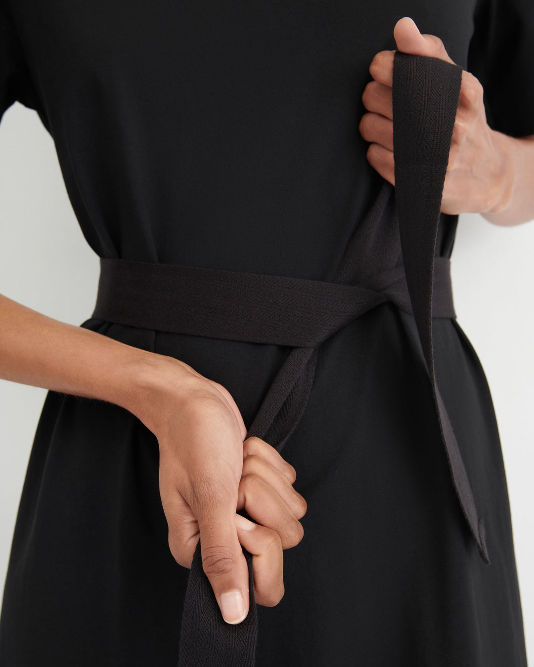 T-Shirt Swing Belted Maxi Dress – Black