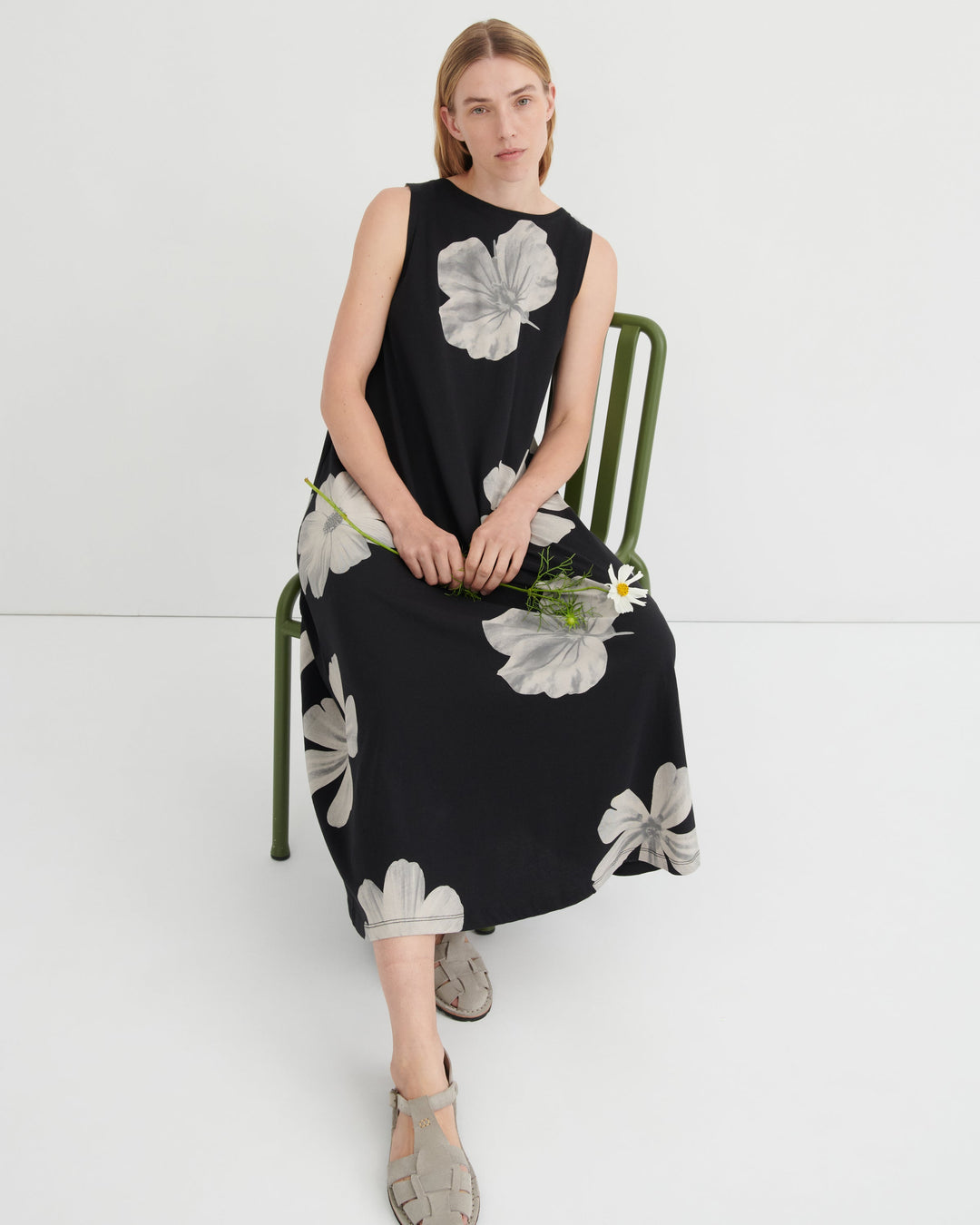 Tank Swing Floral Cotton Midi Dress – Monochrome Floral